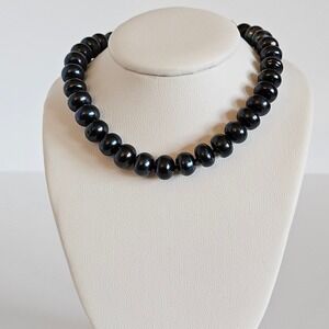 Celestial Harmony: Black Freshwater Pearl Necklace with Life Tree Buckle